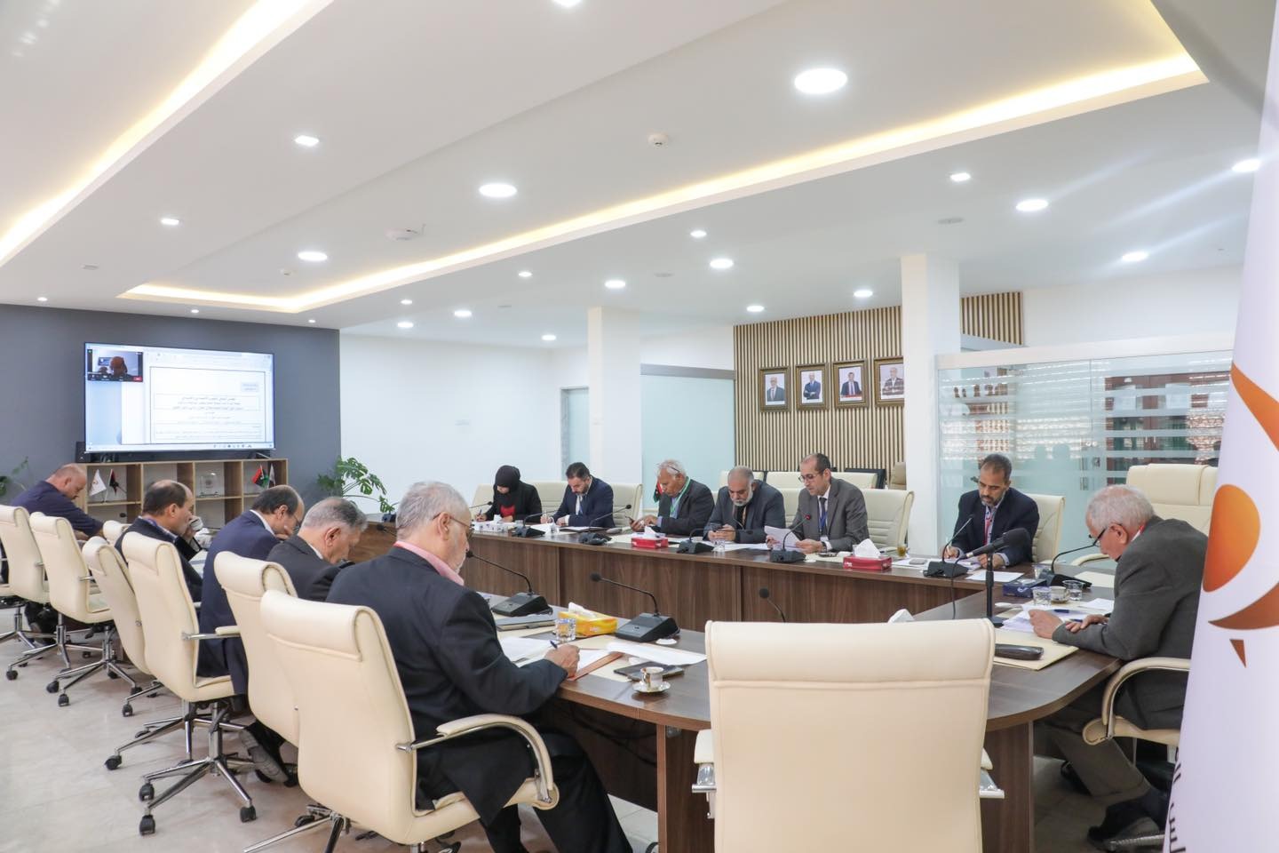 استراتيجية إصلاح وتطوير قطاع المواصلات والنقل